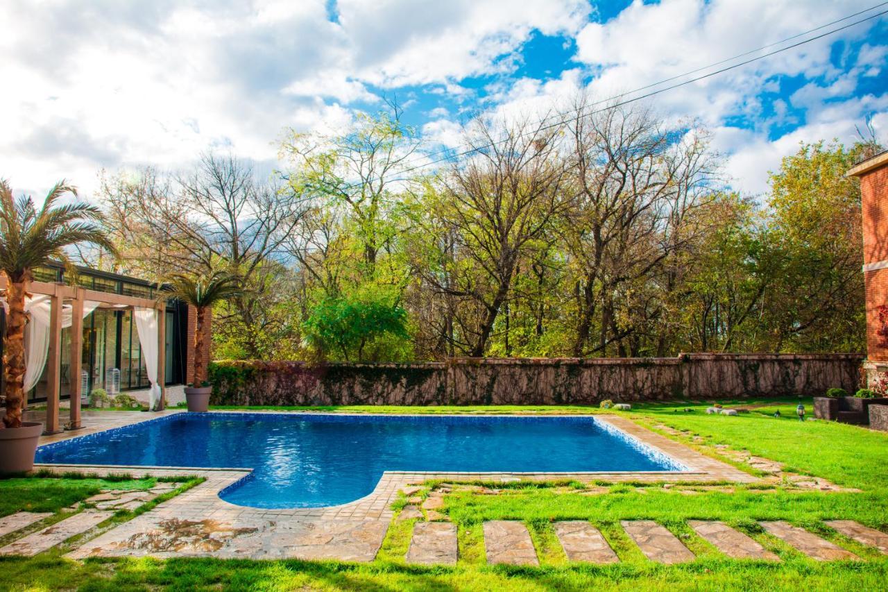 The Belgrade Hills Rooms And Suites Exterior foto