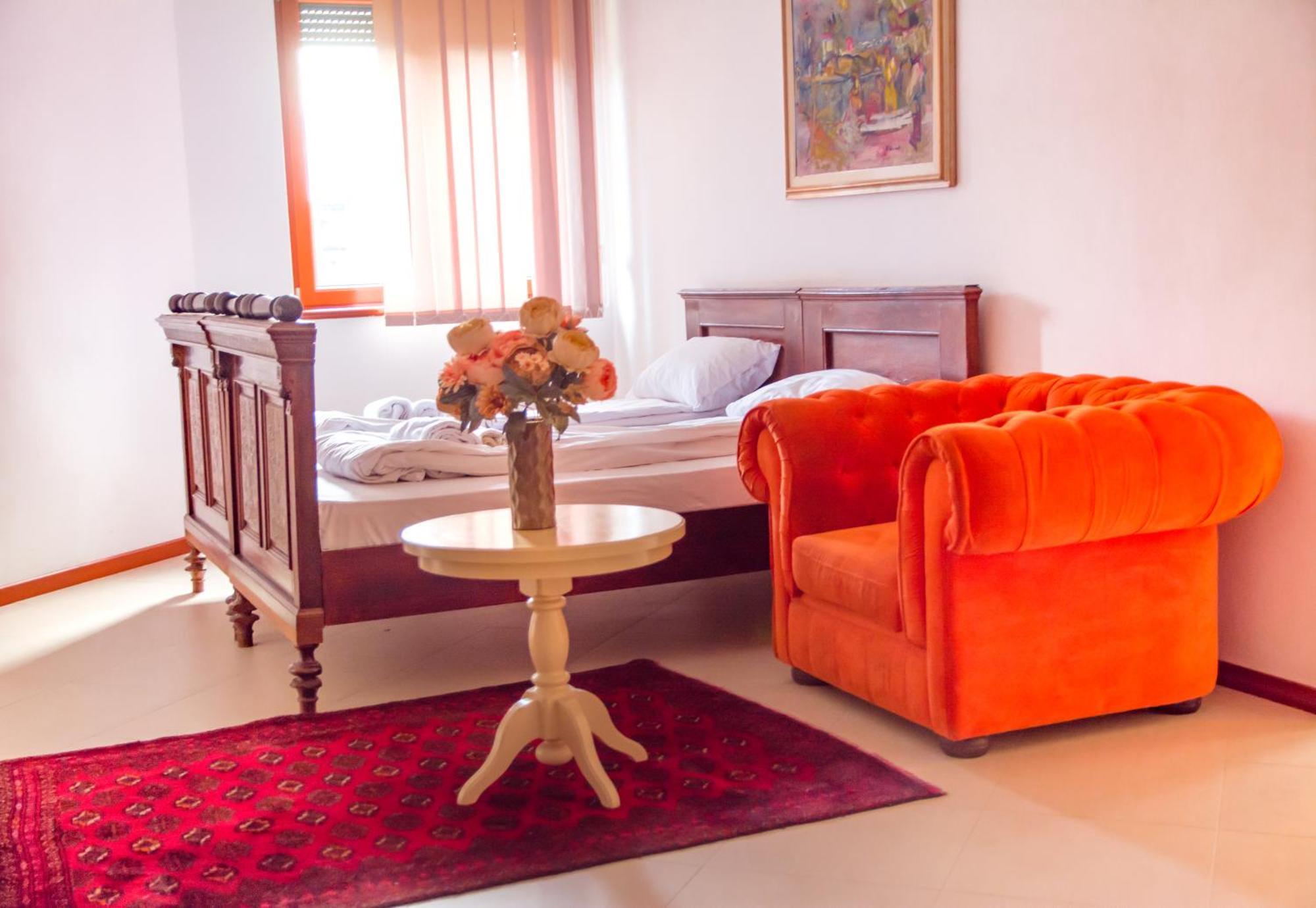 The Belgrade Hills Rooms And Suites Exterior foto