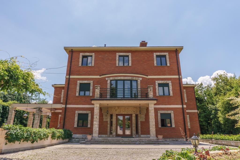 The Belgrade Hills Rooms And Suites Exterior foto