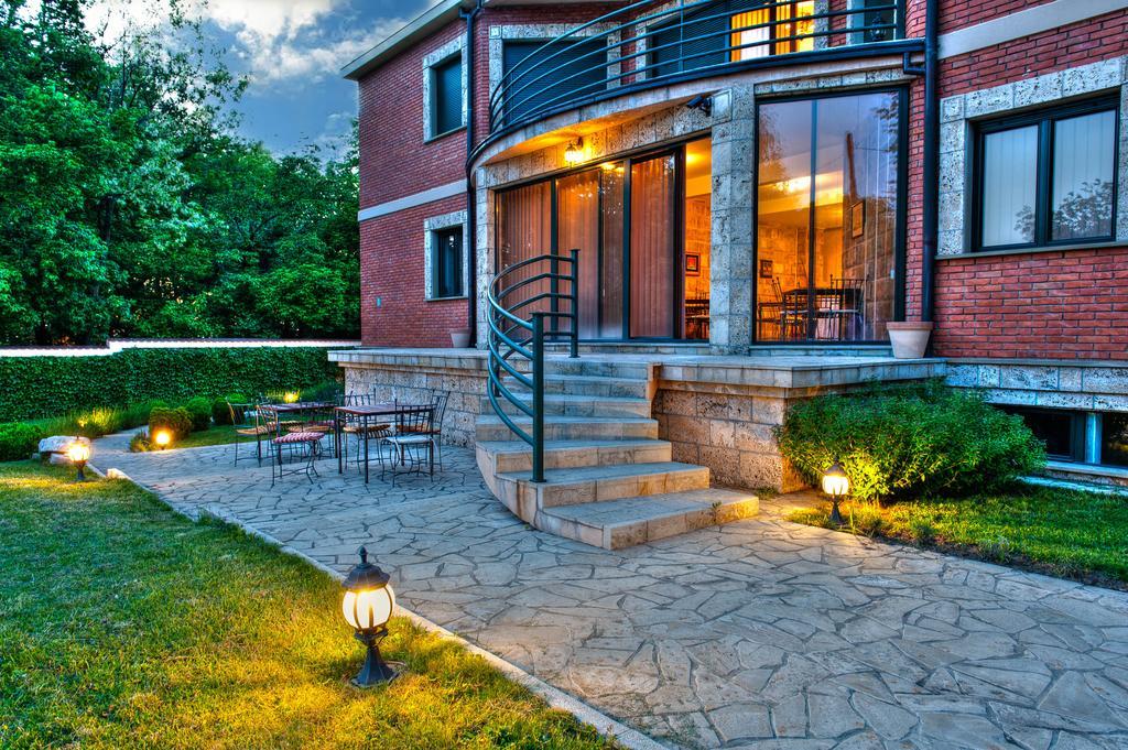 The Belgrade Hills Rooms And Suites Exterior foto