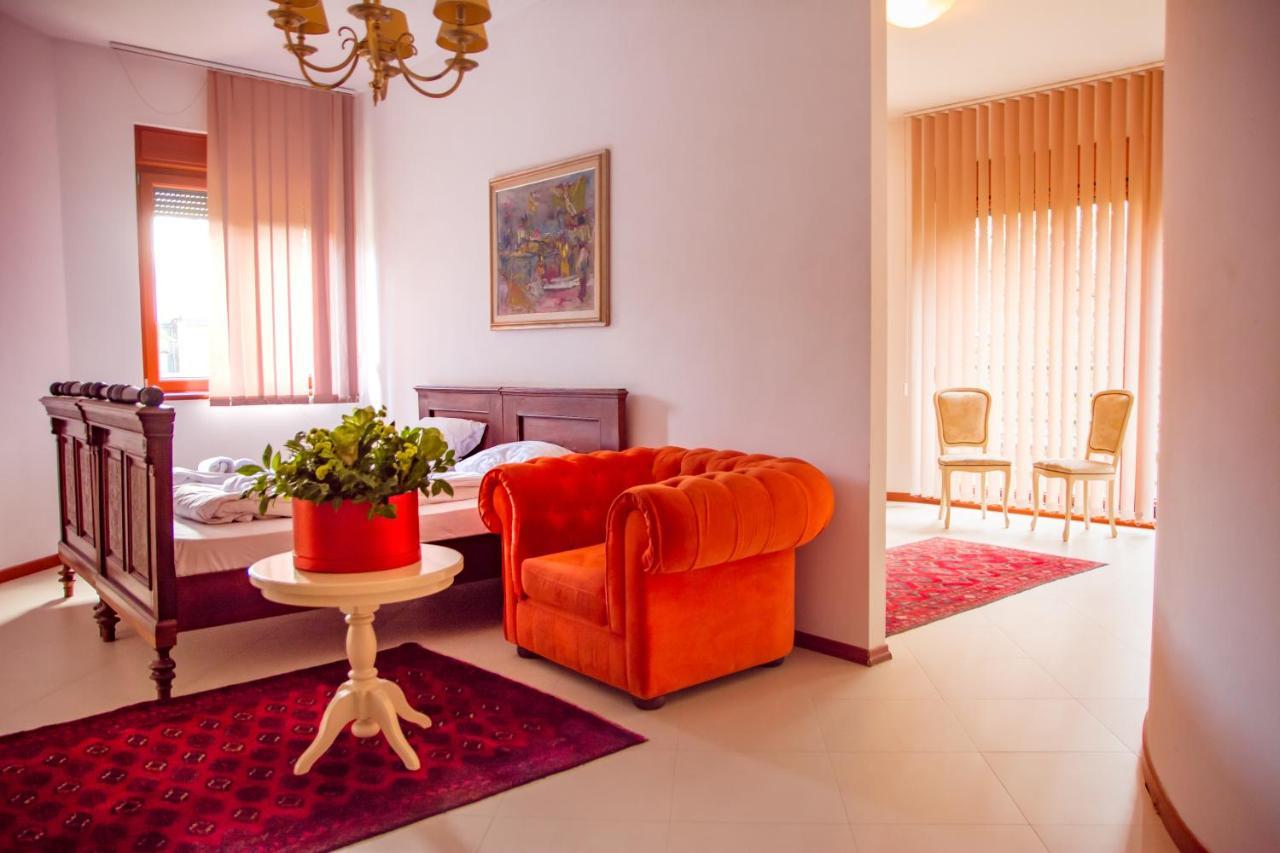 The Belgrade Hills Rooms And Suites Exterior foto